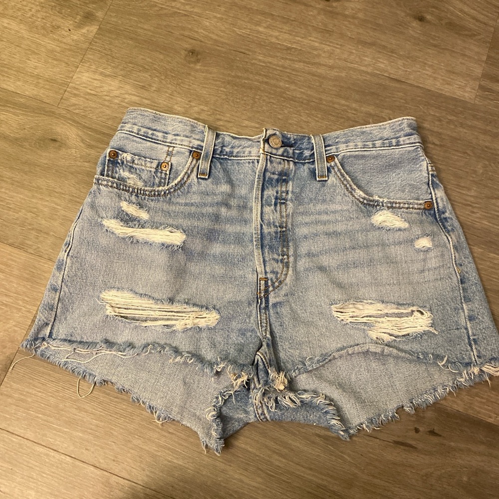 Levi’s 501 distressed shorts